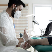 Artrosi alla caviglia: le cause e come intervenire con la fisioterapia