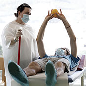 Dolore alla spalla: le cause e come curarlo con la fisioterapia